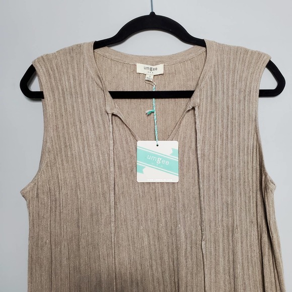 UMGEE • Beige Ribbed Sleeveless Tunic Shift Dress NEW Sz Small - Picture 6 of 7